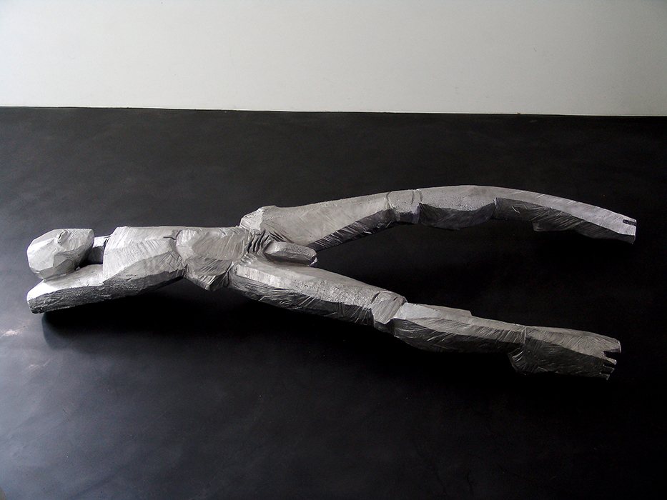 Liegender, Aluminiumguss, 223cm lang