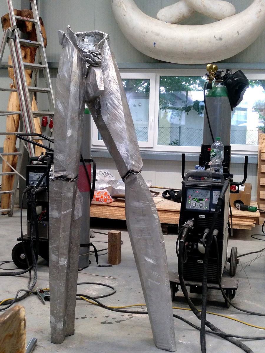 Schreitender bei der Entstehung