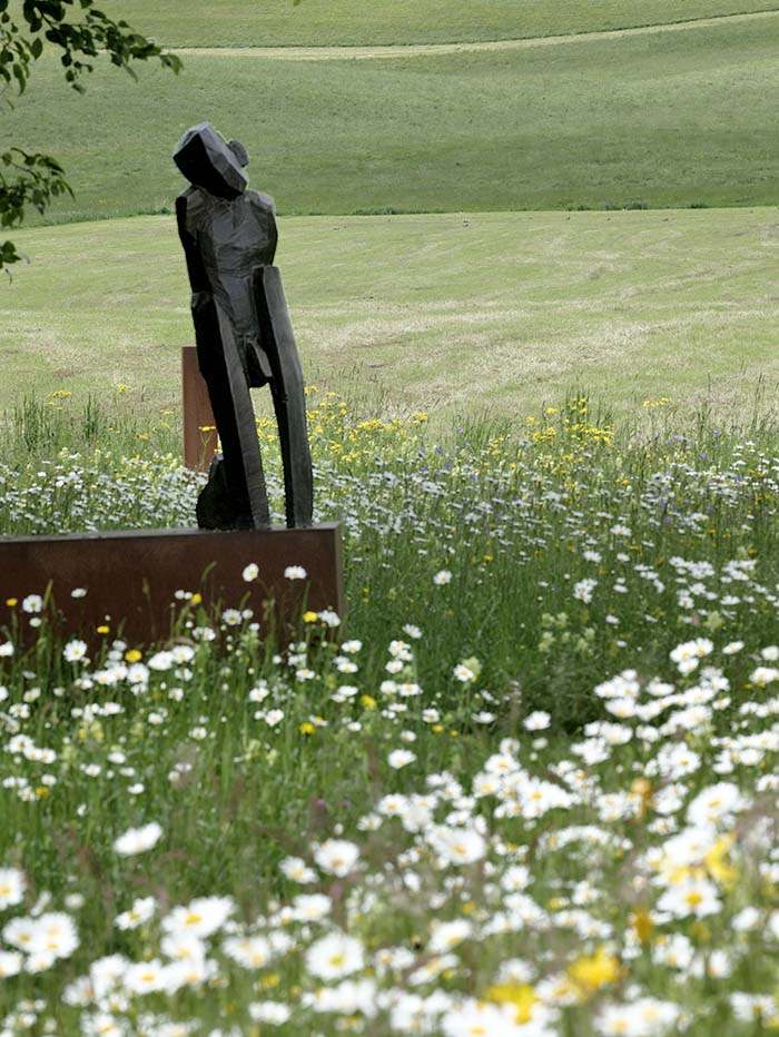 Kniender, Bronze, Höhe 115cm