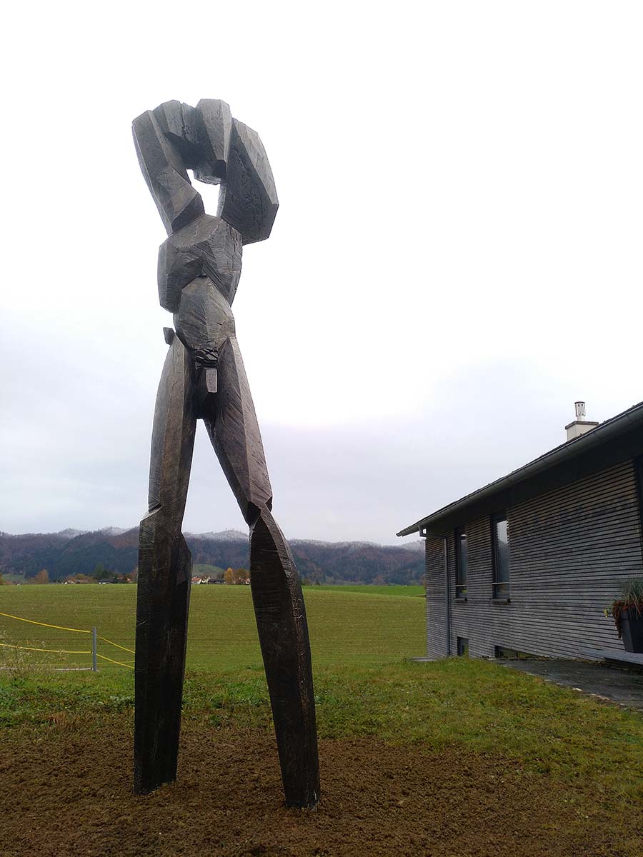 Schreitender, Bronze, Höhe 285cm