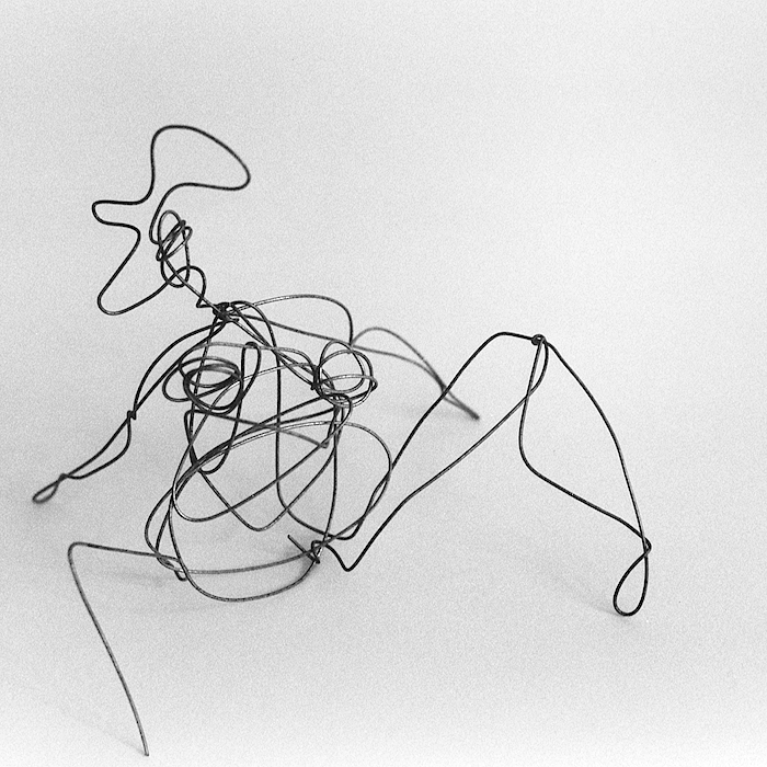 Badende III, Draht, Höhe 13,5cm